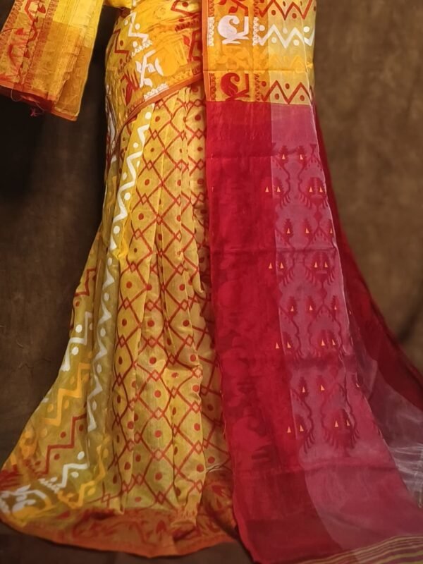 Hazar Buti Dhakai Jamdani Saree with Blouse Piece - Yellow