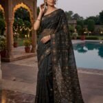 Nayan Tara Soft Dhakai Jamdani Saree - Black