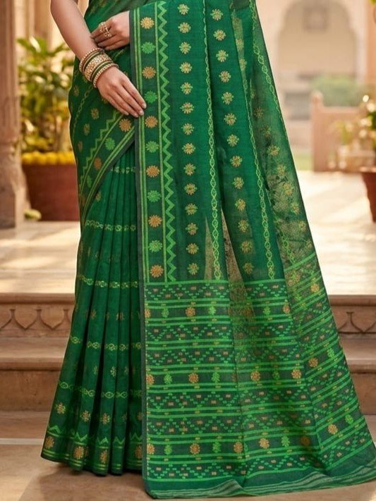 Nayan Tara Soft Dhakai Jamdani Saree - Bottle Green