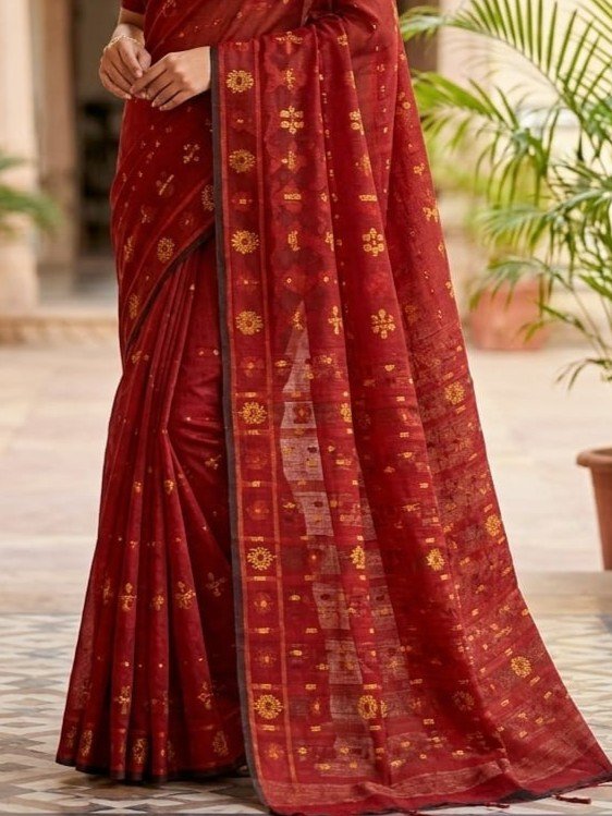 Nayan Tara Soft Dhakai Jamdani Saree - Maroon