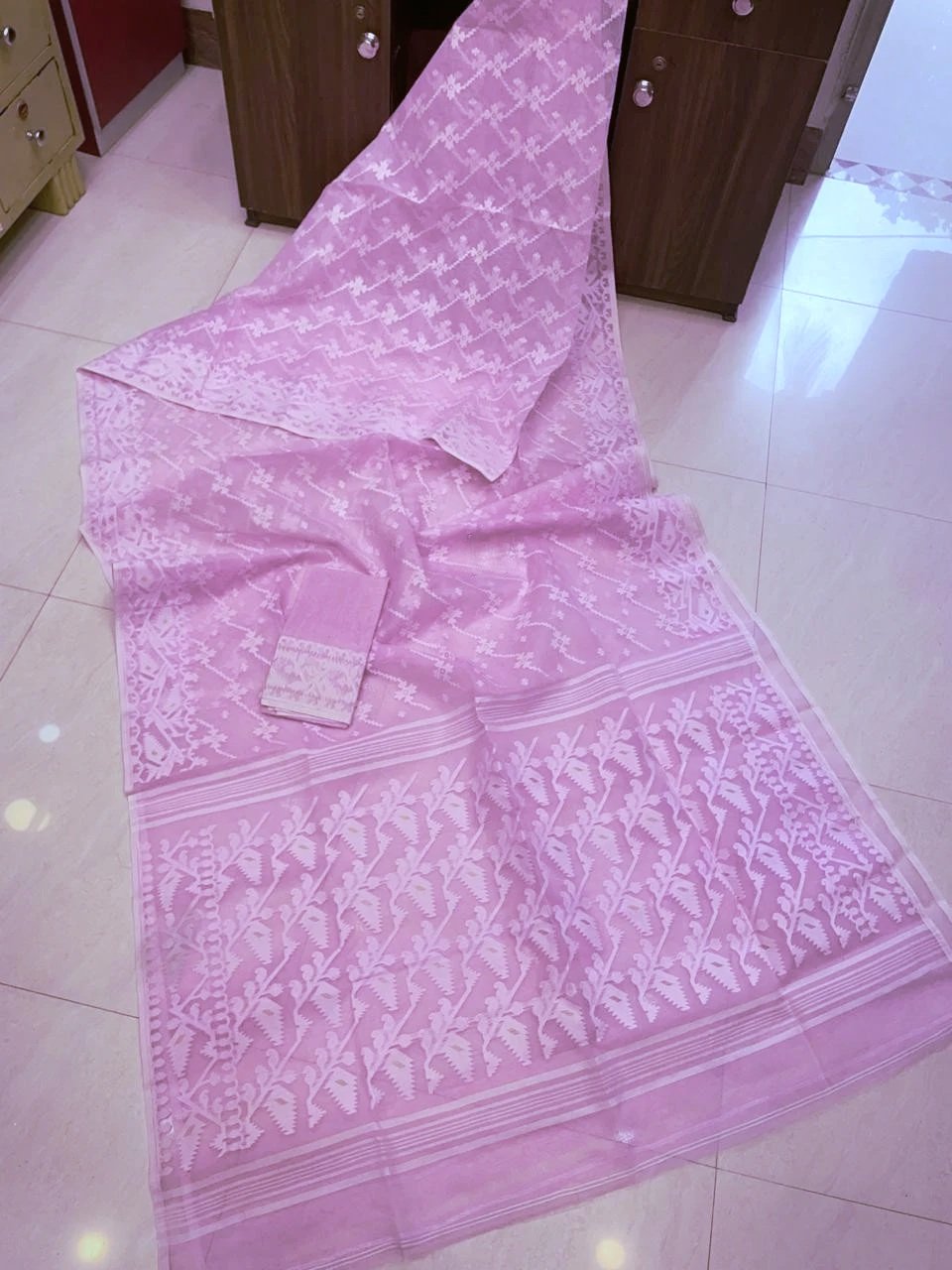 Old Pink Soft Buti Karat Jamdani Sari With Blouse Piece