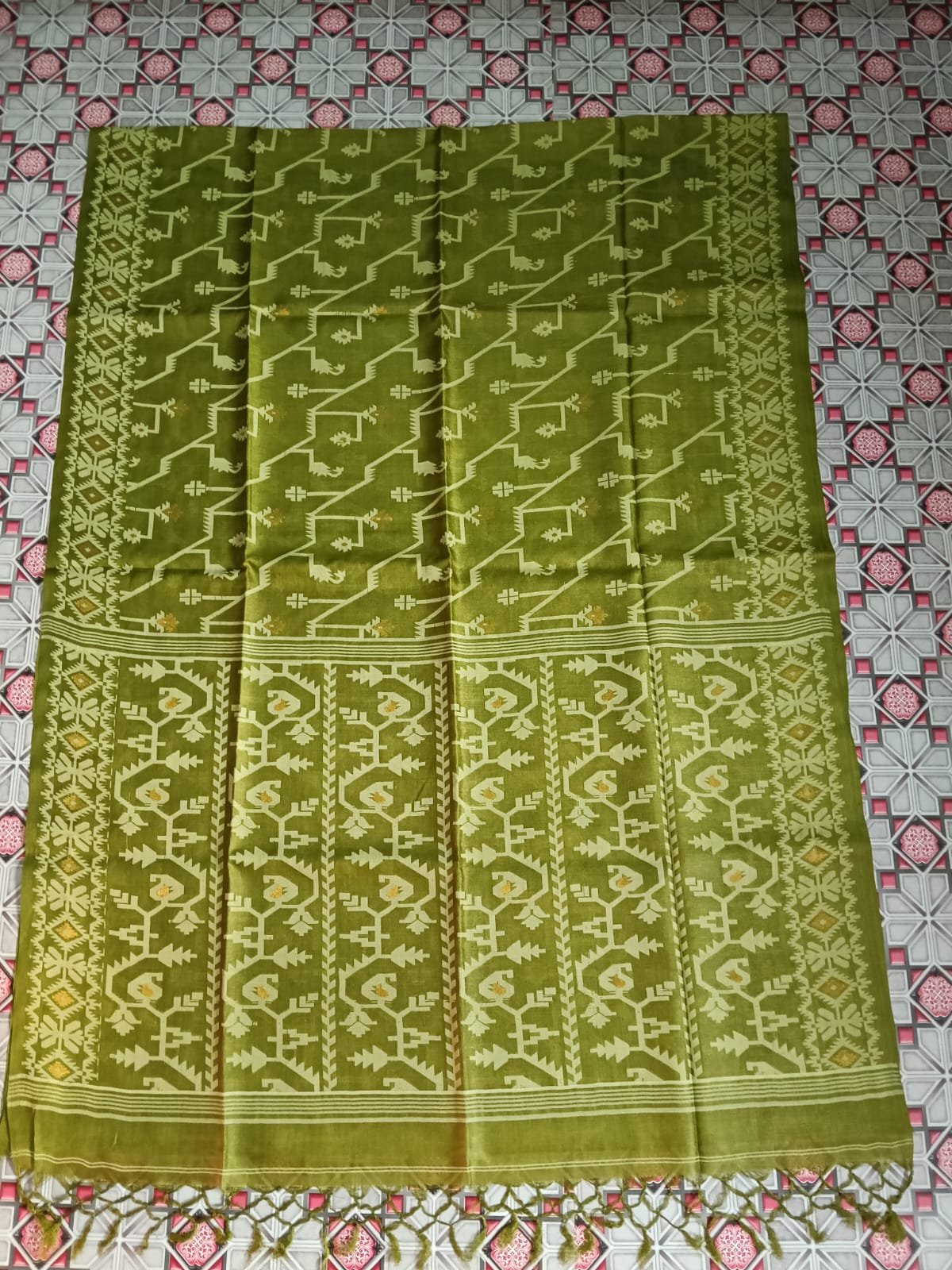 Pure Gachi Tussar Handloom Jamdani Sari With Blouse Piece - Olive Green Pure Gachi Tussar Handloom Jamdani Sari With Blouse Piece - Olive Green
