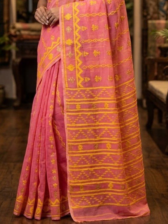 Nayan Tara Soft Dhakai Jamdani Saree - Pastel Red