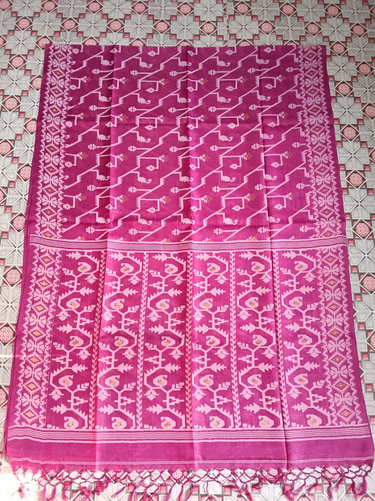 Pure Gachi Tussar Handloom Jamdani Sari With Blouse Piece - Pink Pure Gachi Tussar Handloom Jamdani Sari With Blouse Piece - Pink