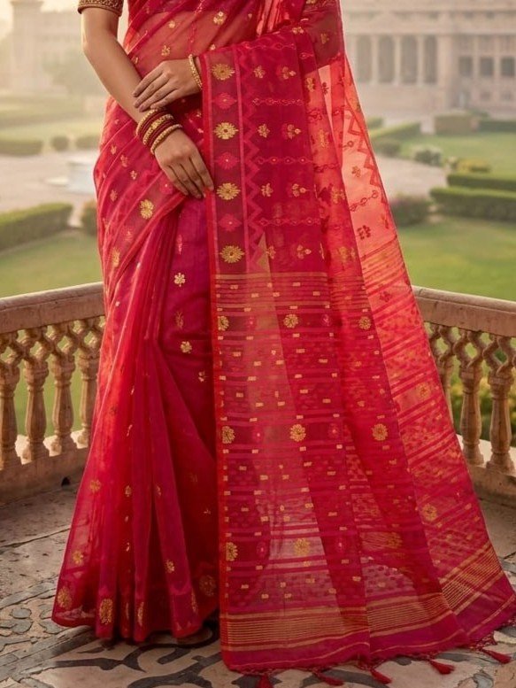Nayan Tara Soft Dhakai Jamdani Saree - Pinkish Red