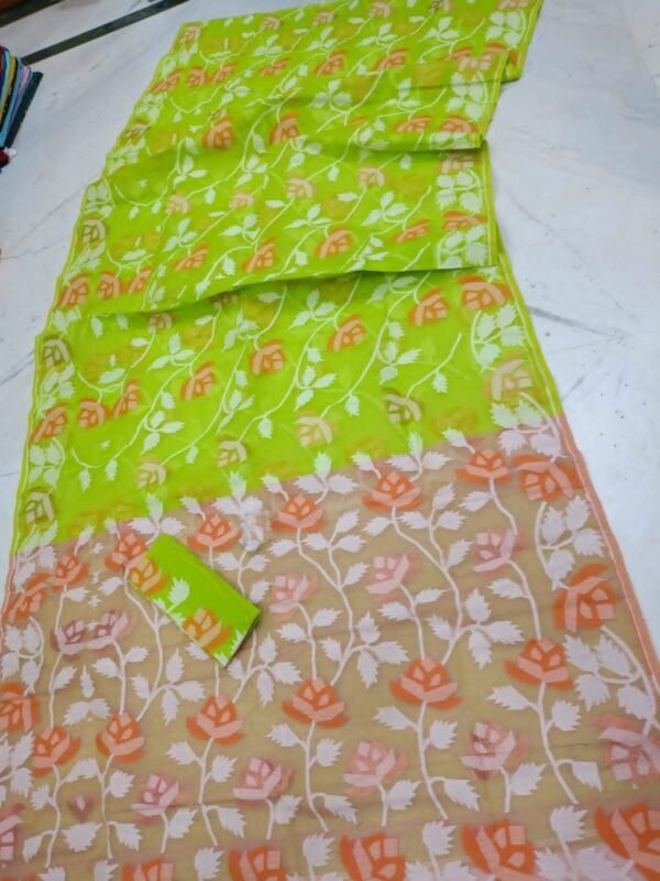 Water Lily Soft Dhakai Jamdani Saree with Blouse Piece - Bright Olive