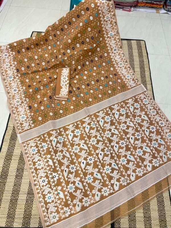 Shiuli Korat Soft Dhakai Jamdani Saree with Blouse Piece - Coffee