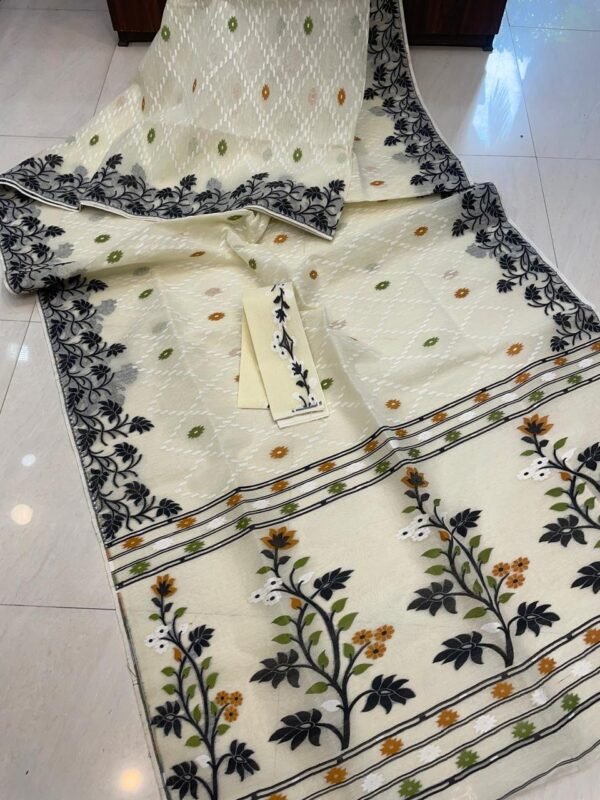 Cream Soft Crosslota Dhakai Jamdani Sari