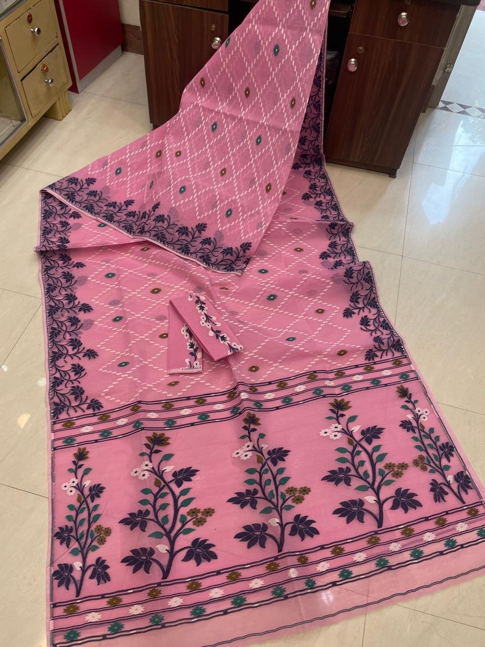 Dull Pink Soft Crosslota Dhakai Jamdani Sari