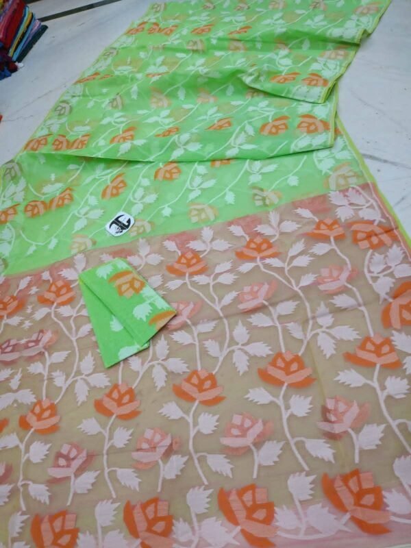 Water Lily Soft Dhakai Jamdani Saree with Blouse Piece - Faded Green