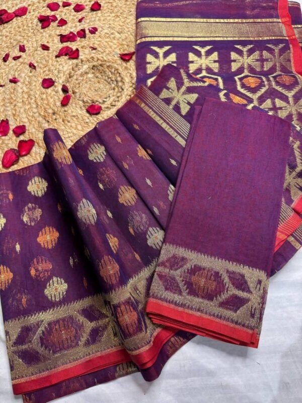 Barfi Buti Soft Dhakai Jamdani Sari with Blouse Piece - Grape