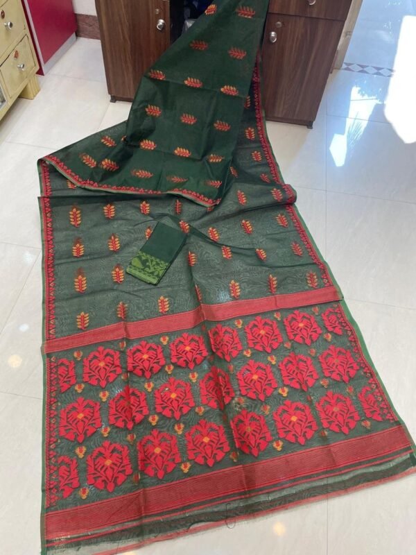 Soft Dhakai Jamdani Saree with Blouse Piece - Lunar Green