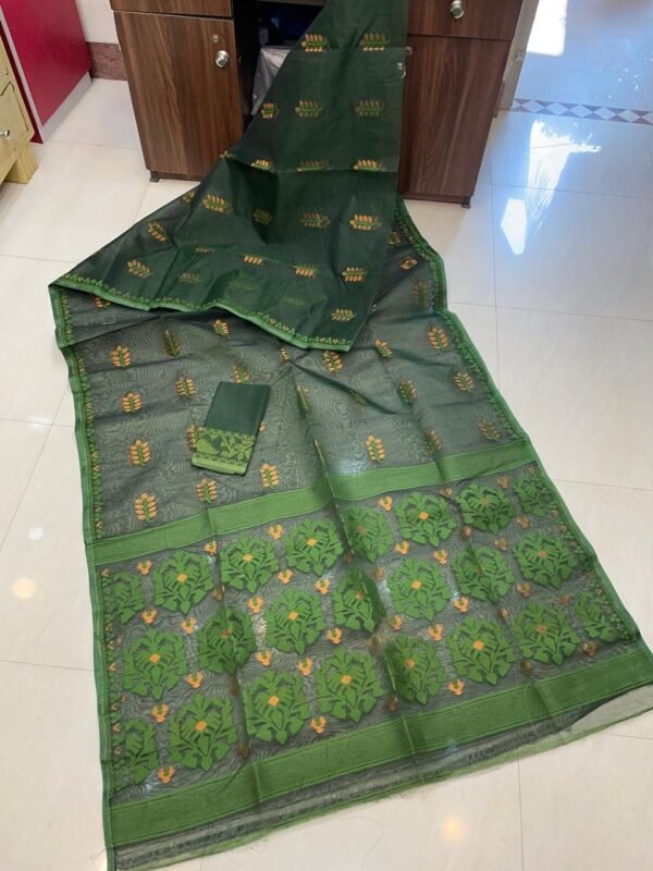 Soft Dhakai Jamdani Saree with Blouse Piece - Lunar Green