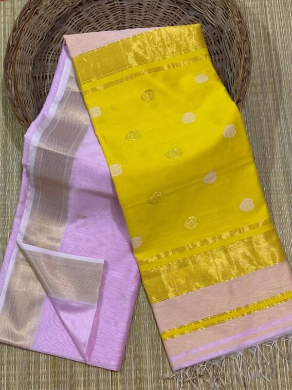 Maheshwari Design Handloom Jamdani Sari with Blouse Piece - Pastel Violet