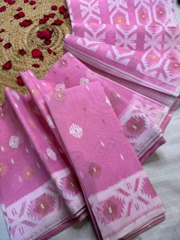 Barfi Buti Soft Dhakai Jamdani Sari with Blouse Piece - Purplish Pink