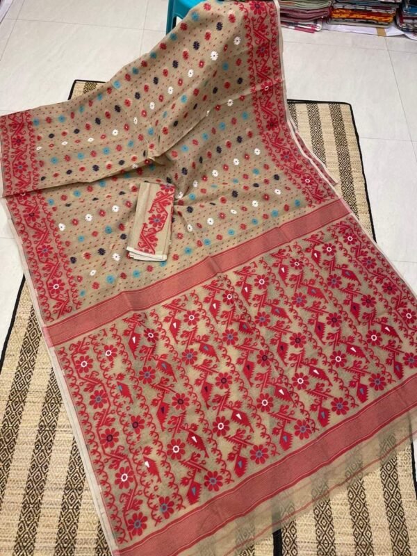 Shiuli Korat Soft Dhakai Jamdani Saree with Blouse Piece - Vanilla