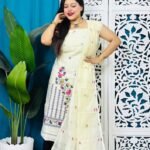 2 Piece Unstitched Soft Jamdani Churidar Set - White Rock