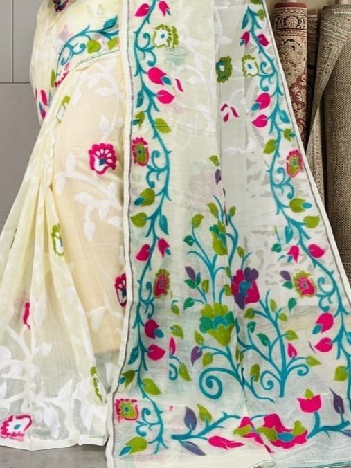 Lota Pata Soft Dhakai Jamdani Saree with Blouse Piece - Cream