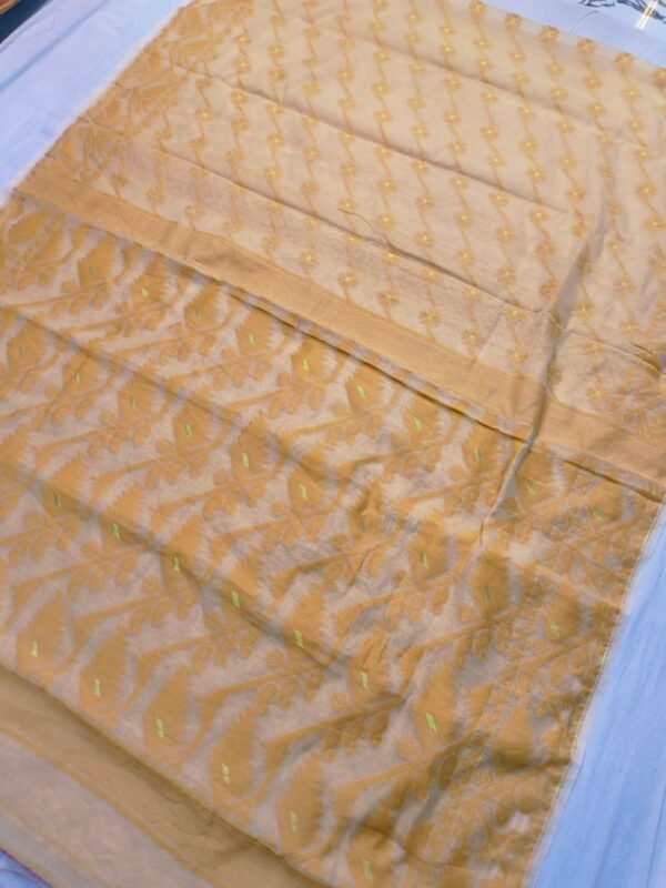 Cream Soft Buti Karat Jamdani Sari With Blouse Piece