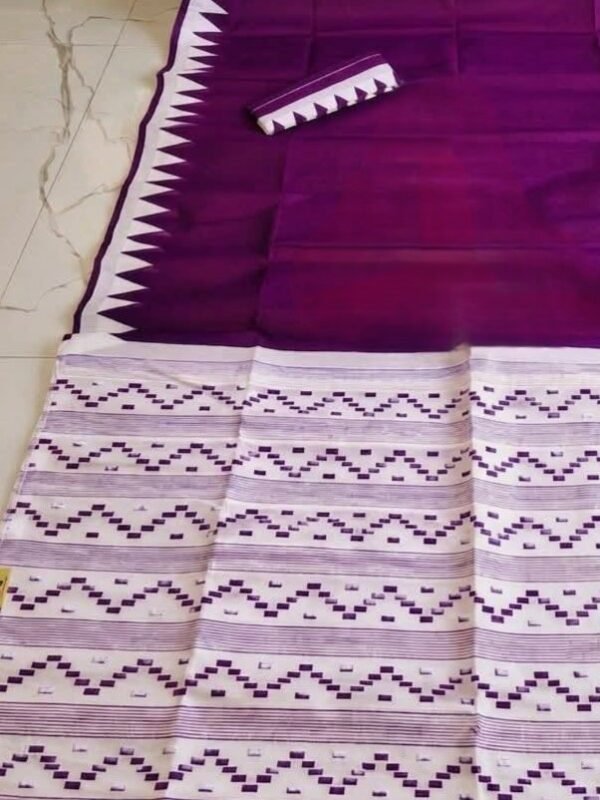 Body Plain Soft Dhakai Jamdani Saree with Blouse Piece - Deep Violet