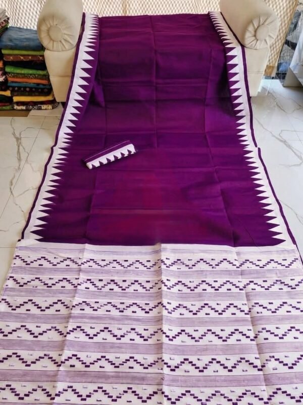 Body Plain Soft Dhakai Jamdani Saree with Blouse Piece - Deep Violet