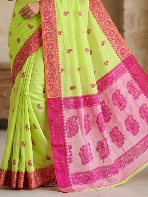 Nokshimala Design Soft Dhakai Jamdani Sari with Blouse Piece - Greenish Tan