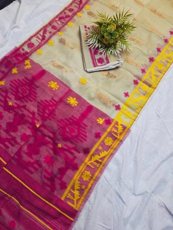 Shiuli Korat Soft Dhakai Jamdani Saree with Blouse Piece - Mushroom