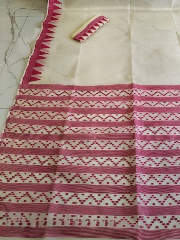 Body Plain Soft Dhakai Jamdani Saree with Blouse Piece - Off White