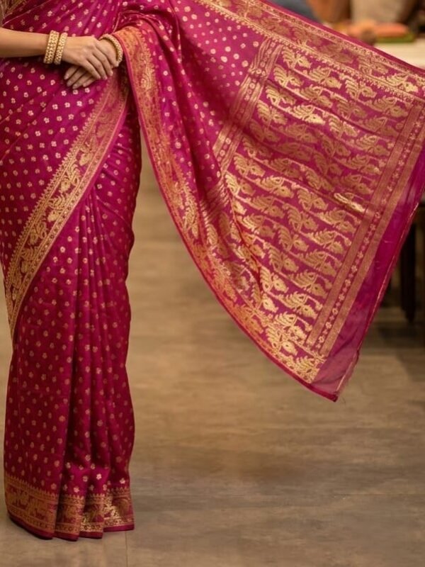 Allover Buti Soft Dhakai Jamdani Sari with Blouse Piece - Purplish Red