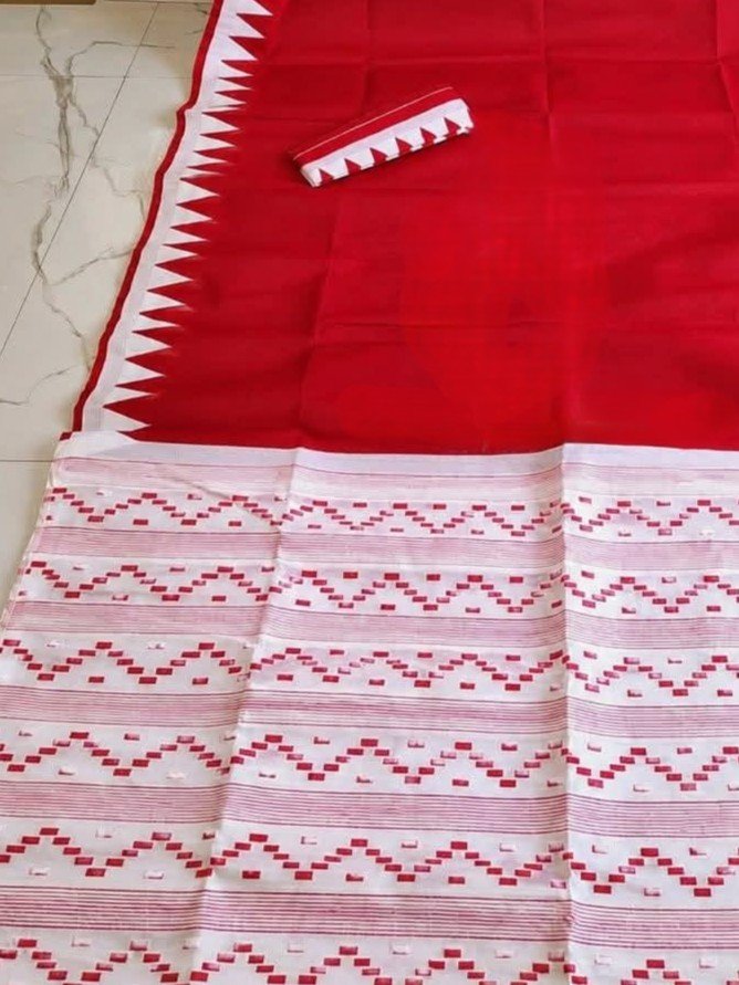 Body Plain Soft Dhakai Jamdani Saree with Blouse Piece - Red