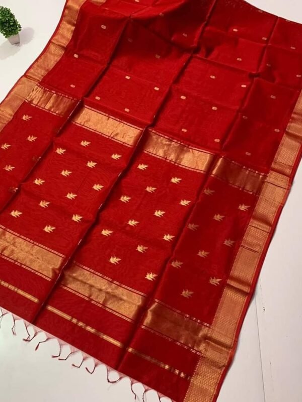 Maheshwari Design Handloom Cotton Silk Sari with Blouse Piece - Red