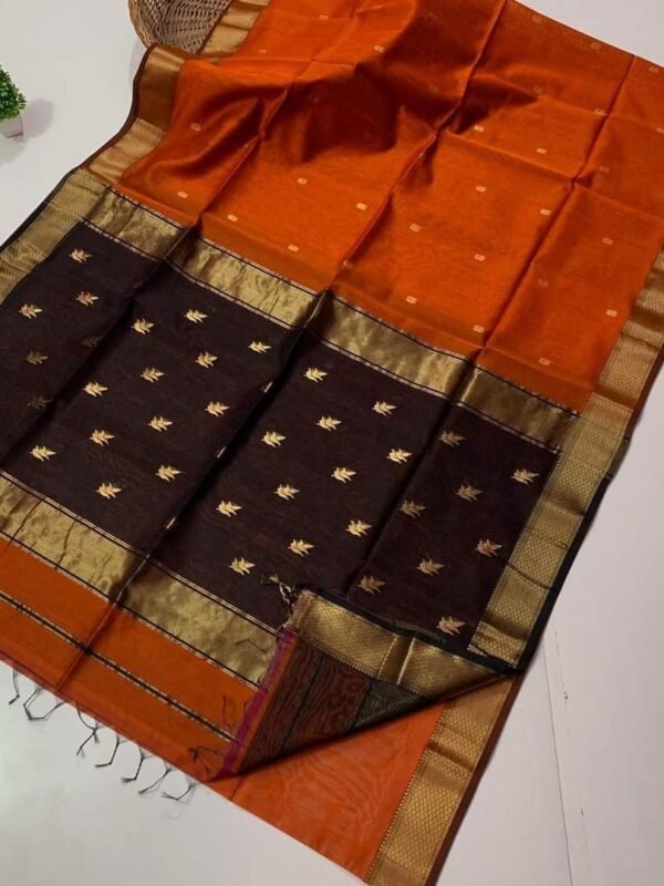 Maheshwari Design Handloom Cotton Silk Sari with Blouse Piece - Rusty Orange