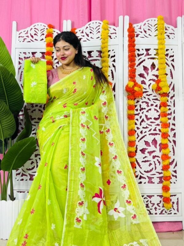 Shiuli Soft Dhakai Jamdani Sari with Blouse Piece - Avocado Green