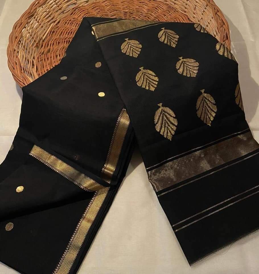 Maheshwari Design Handloom Cotton Silk Sari with Blouse Piece - Black