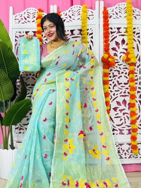 Shiuli Soft Dhakai Jamdani Sari with Blouse Piece - Blue Hosta