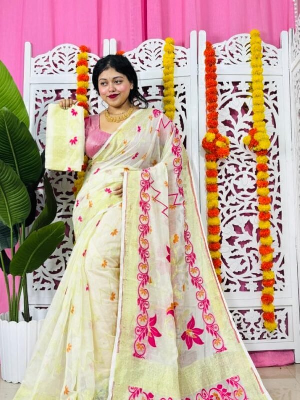 Shiuli Soft Dhakai Jamdani Sari with Blouse Piece - Off White