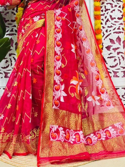 Shiuli Soft Dhakai Jamdani Sari with Blouse Piece - Rani