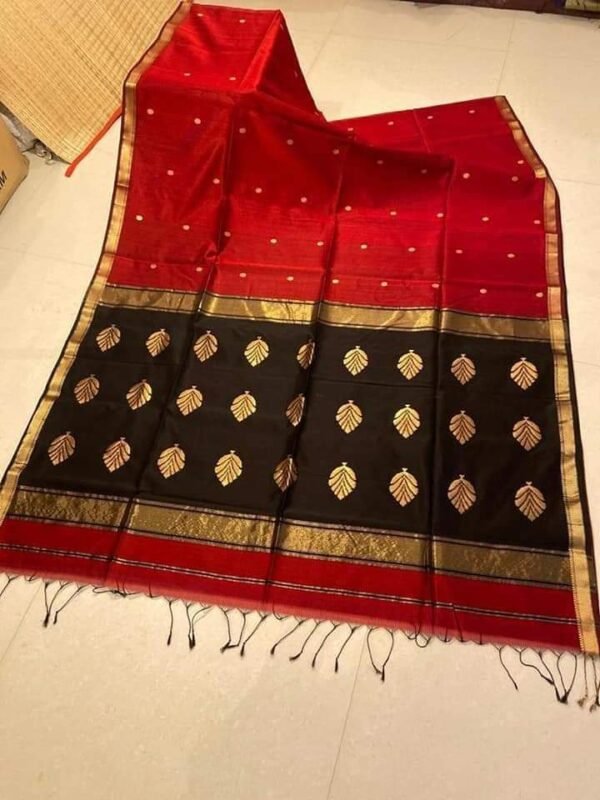 Maheshwari Design Handloom Cotton Silk Sari with Blouse Piece - Red