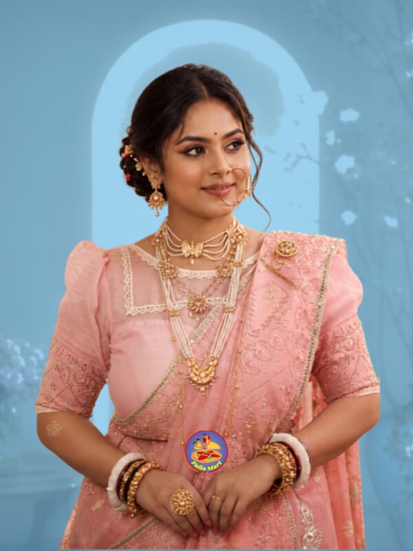 Viral Kardana Dhakai Jamdani Saree with Blouse Piece
