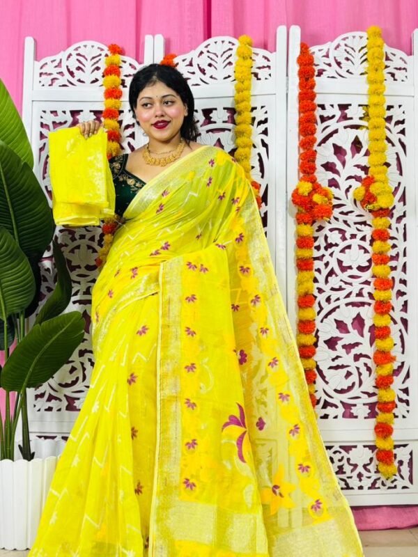 Shiuli Soft Dhakai Jamdani Sari with Blouse Piece - Yellow