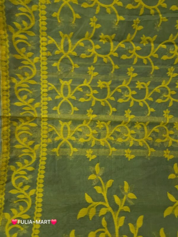 Lota Pata Soft Jamdani Saree with Blouse Piece - Camo Green