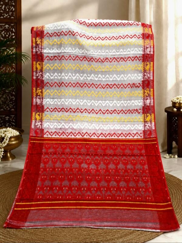 White Soft Dhakai Jamdani Saree With Blouse Piece