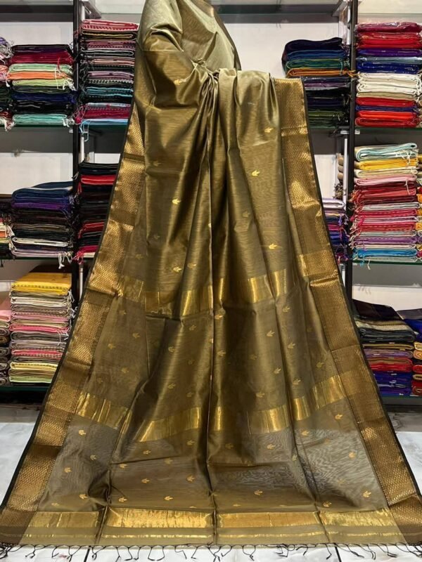 Maheshwari Design Handloom Cotton Silk Sari with Blouse Piece - Dull Brown