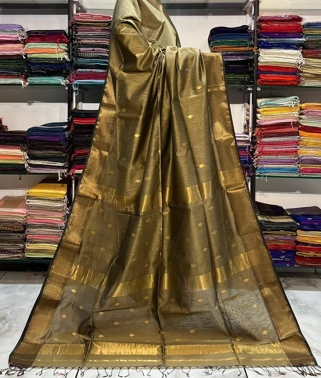 Maheshwari Design Handloom Cotton Silk Sari with Blouse Piece - Dull Brown
